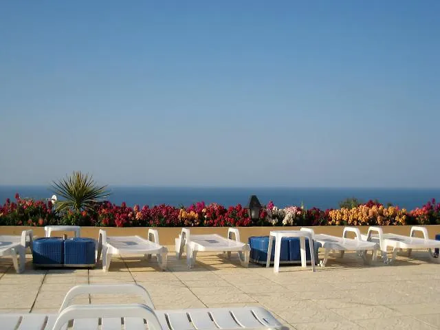 Onar Village Hotel 3*