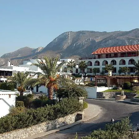Onar Village Кирения