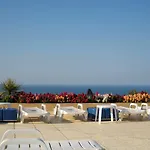Onar Village Hotel 3*