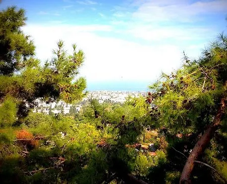 호텔 Onar Village 키레니아